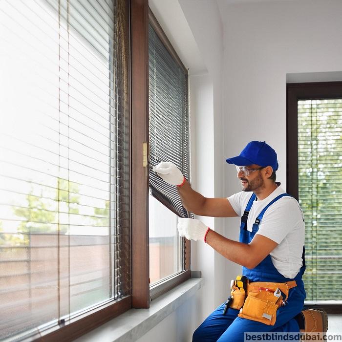 blinds fixing